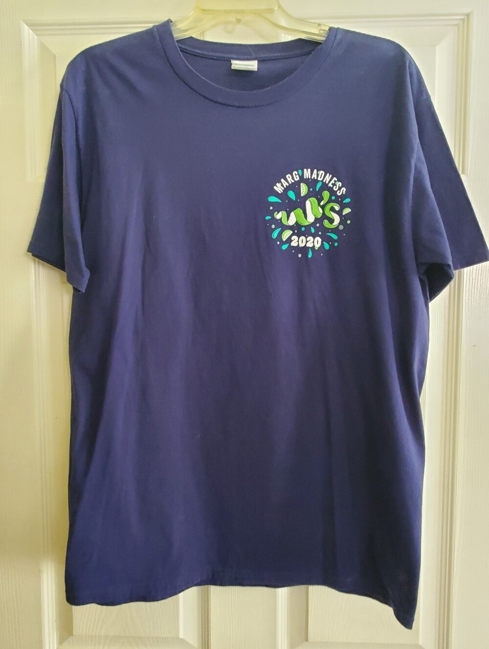 Women's XL and Two L Tees Bundle In Great Condition